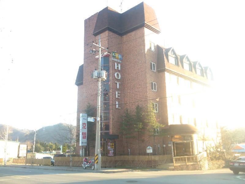 กรีน แอนด์ บลู โฮเต็ล Motel พยองซาง ภายนอก รูปภาพ