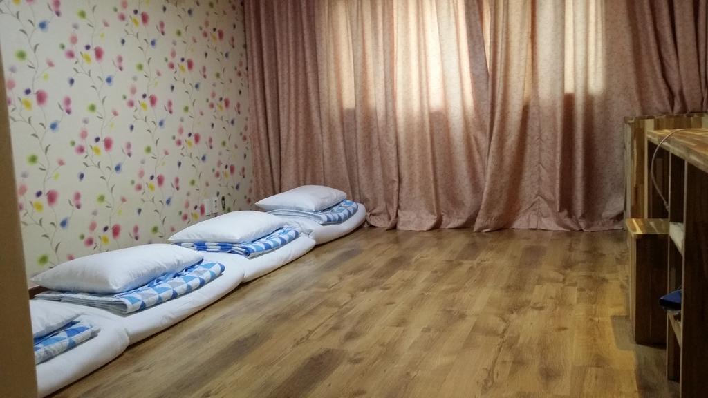 กรีน แอนด์ บลู โฮเต็ล Motel พยองซาง ภายนอก รูปภาพ